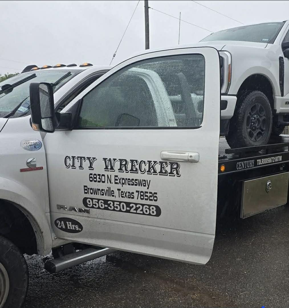 City Wrecker tow truck