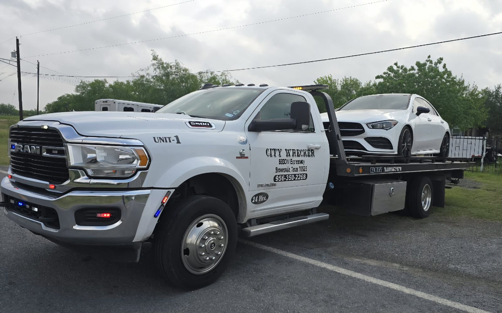 City Wrecker tow truck in Brownsville